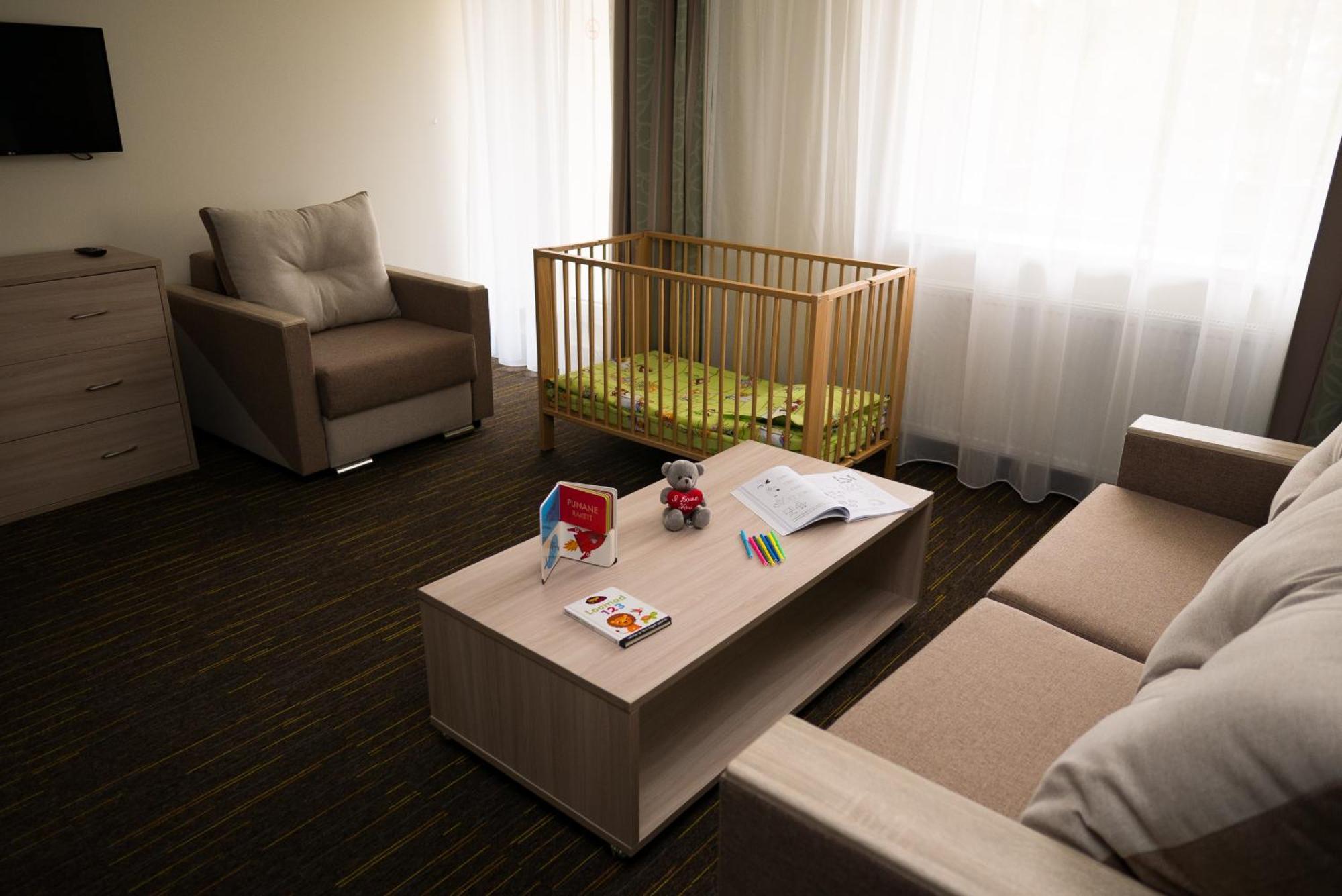 Liivarand Hotel นาร์วา-โยเอซู ภายนอก รูปภาพ