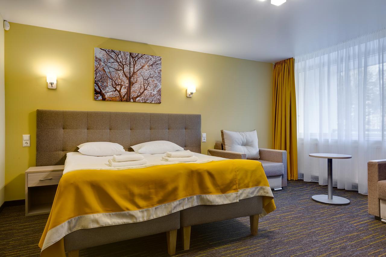 Liivarand Hotel นาร์วา-โยเอซู ภายนอก รูปภาพ